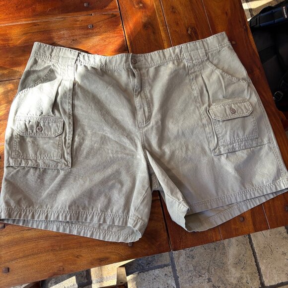 Lot of Men's Shorts Size 48 - 3XL - Cabela's - Picture 2 of 4